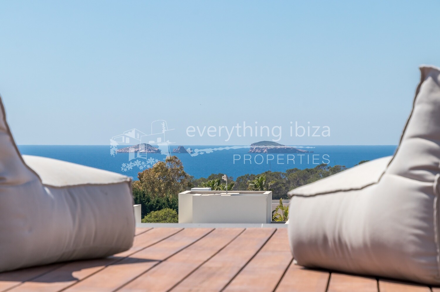 Magnificent Luxury Villas in Beautiful Cala Conta, ref. 1453, for sale in Ibiza by everything ibiza Properties