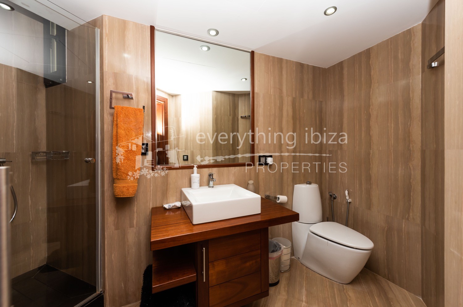 ref 1183 - Exquisite Villa for sale in Ibiza by everything ibiza Properties