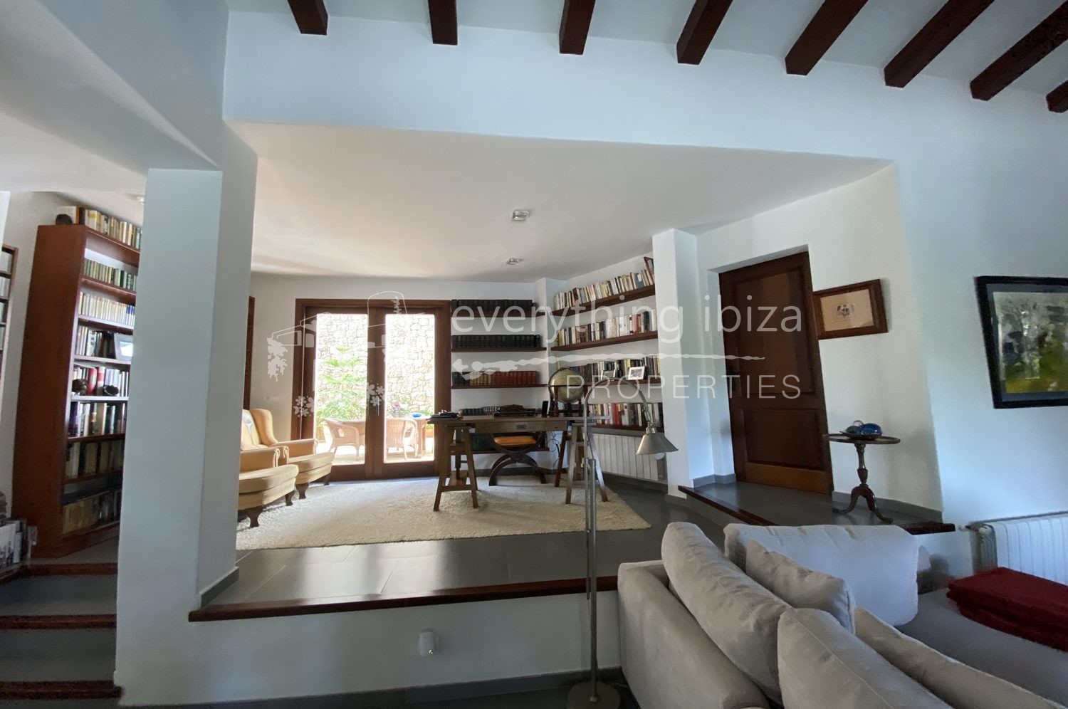 ref 1190 - Country villa for sale in Ibiza by everything ibiza Properties