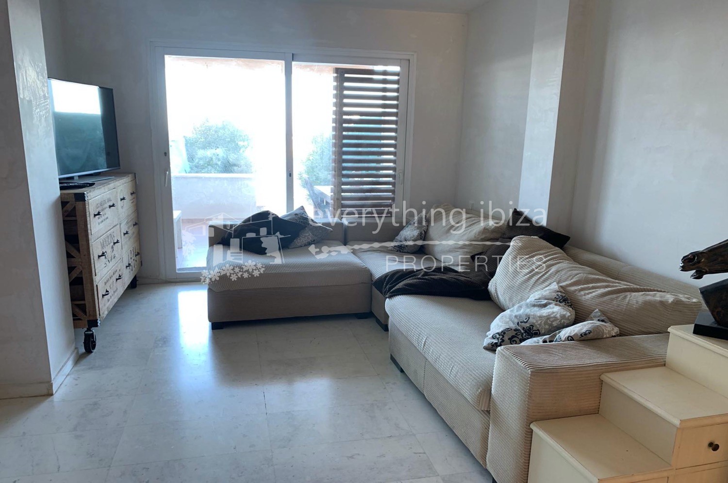 Ground floor frontline apartment for sale in Ibiza by everything ibiza properties