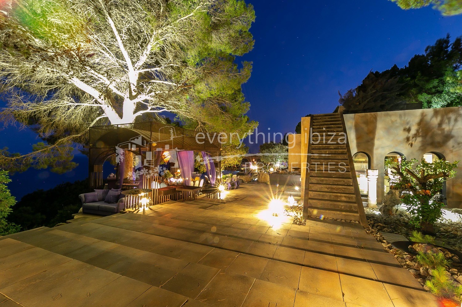 Majestic luxury villa for sale by everything ibiza Properties