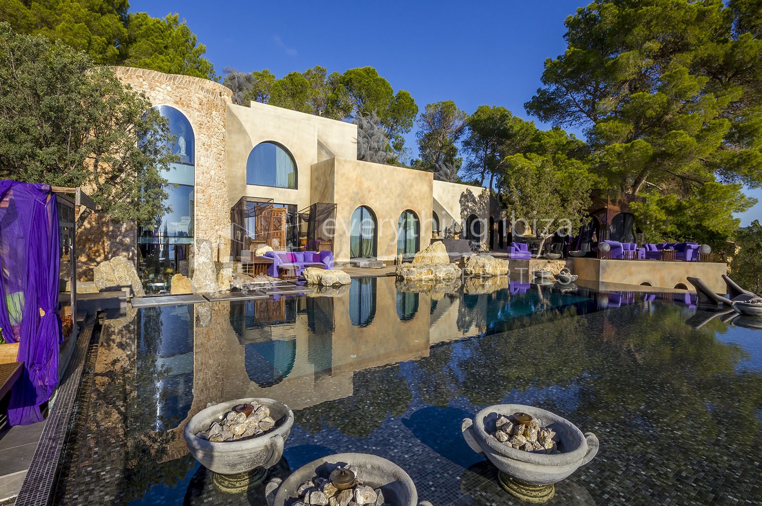 Majestic luxury villa for sale by everything ibiza Properties