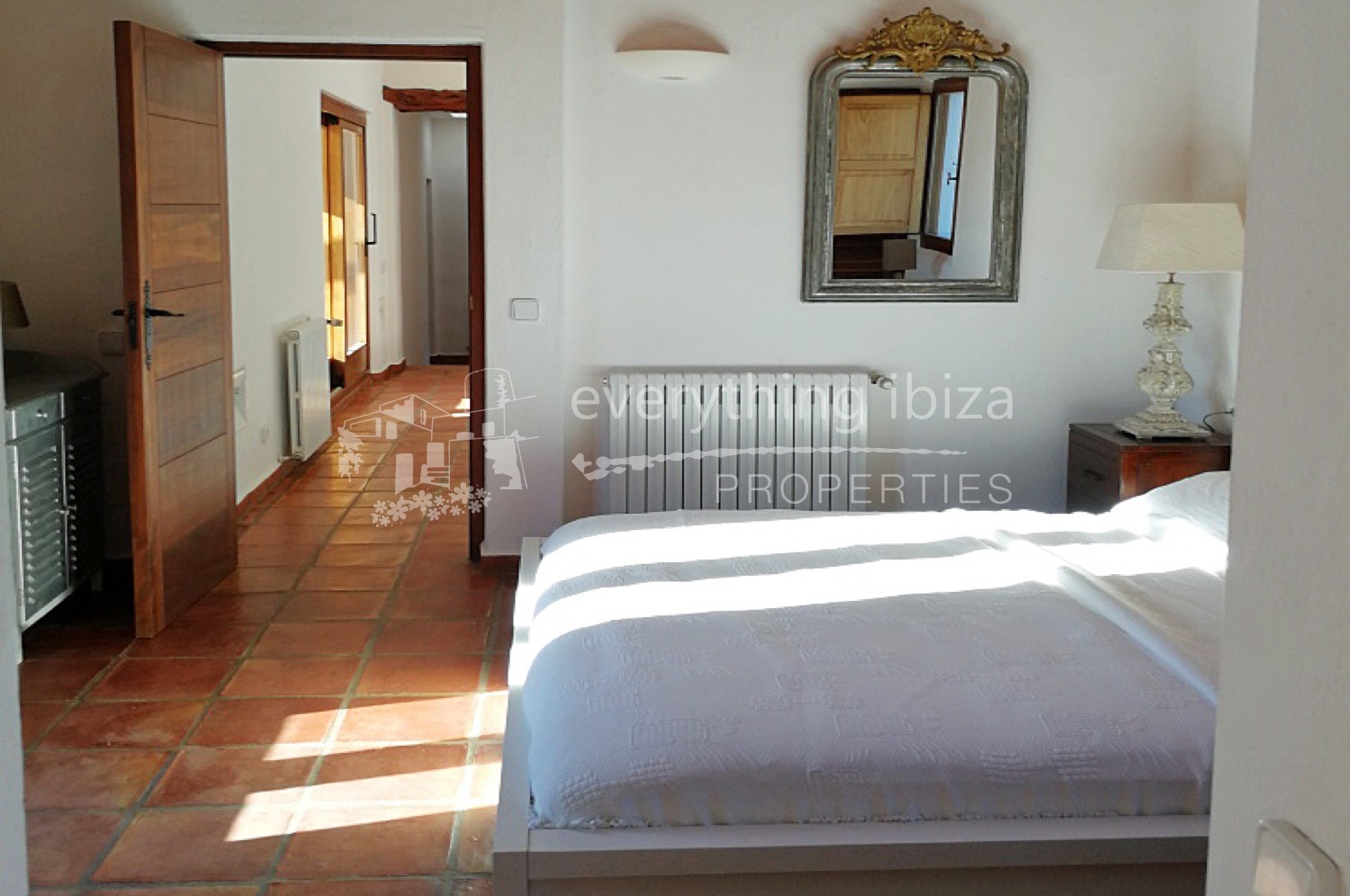 Traditional styled villa for sale by everything ibiza Properties