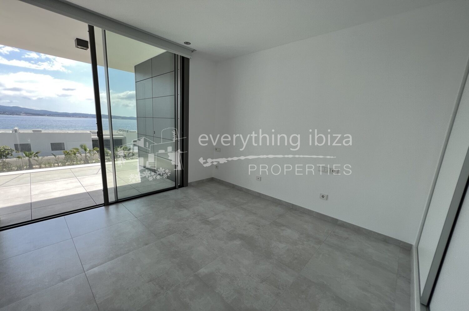 Quality Frontline 2 Bed Apartment in Cala Gracio, ref. 1428, for sale in Ibiza by everything ibiza Properties