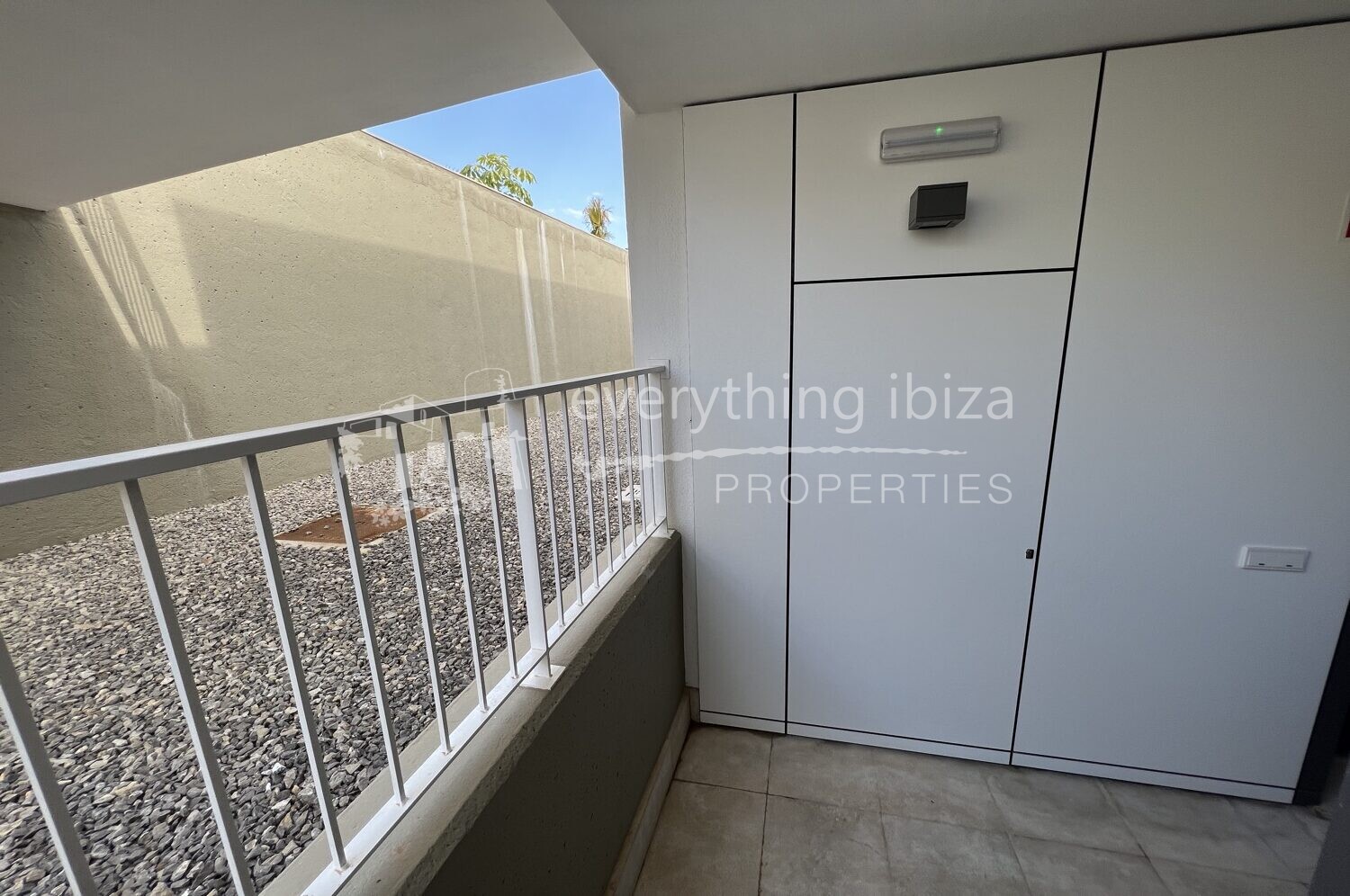 Quality Frontline 2 Bed Apartment in Cala Gracio, ref. 1428, for sale in Ibiza by everything ibiza Properties