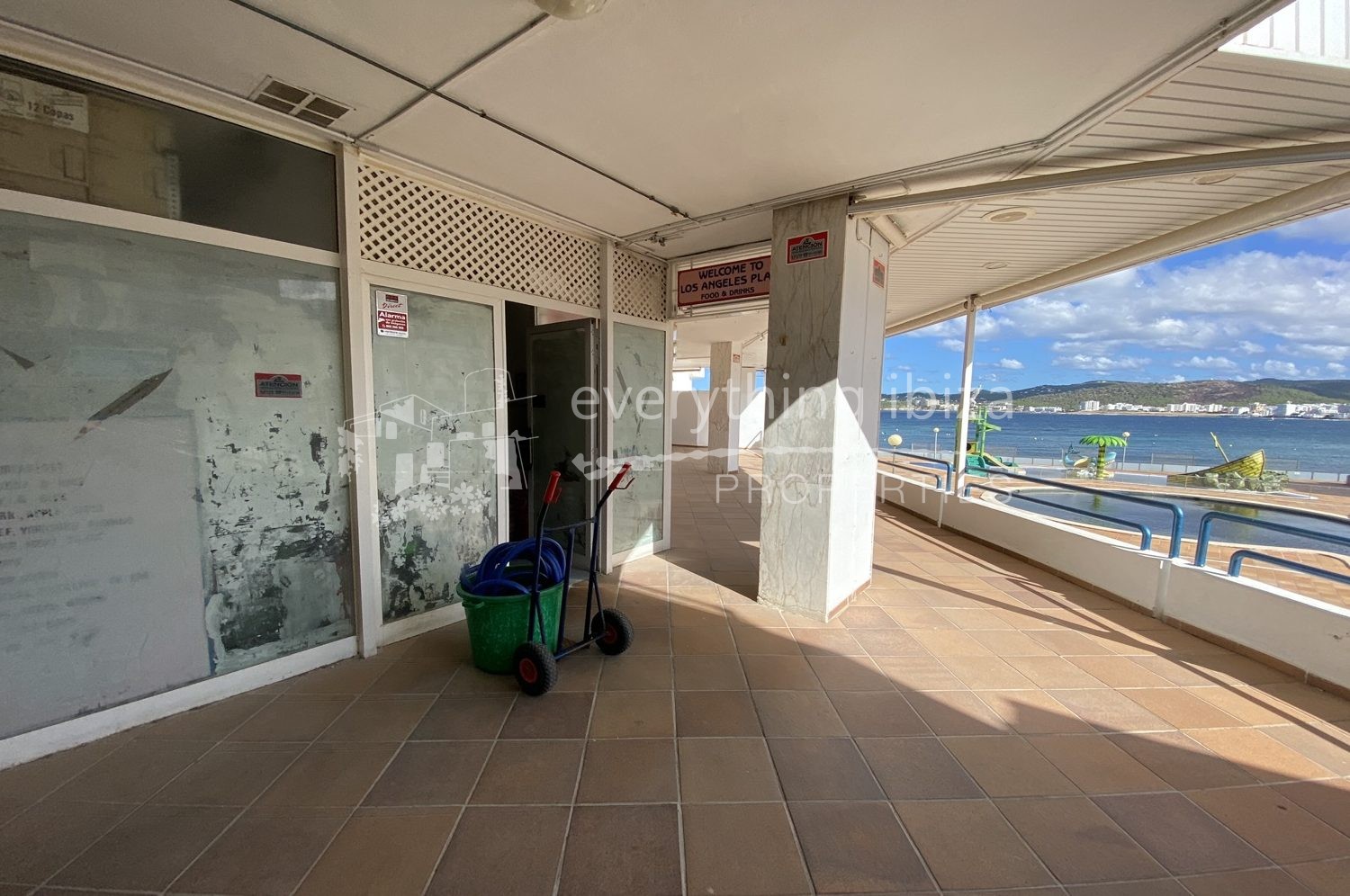 Popular sports bar & restaurant, ref. 1269, for sale in Ibiza by everything ibiza Properties