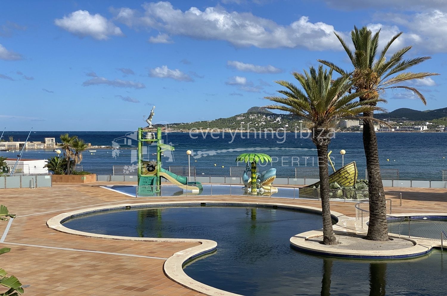 Popular sports bar & restaurant, ref. 1269, for sale in Ibiza by everything ibiza Properties