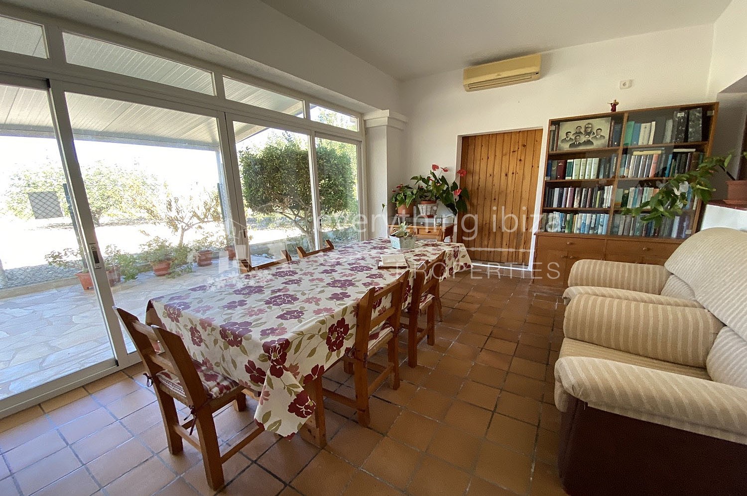 Detached villa & finca, ref. 1280, for sale in Ibiza by everything ibiza Properties