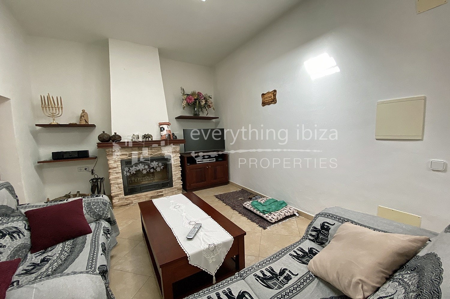 Detached villa & finca, ref. 1280, for sale in Ibiza by everything ibiza Properties