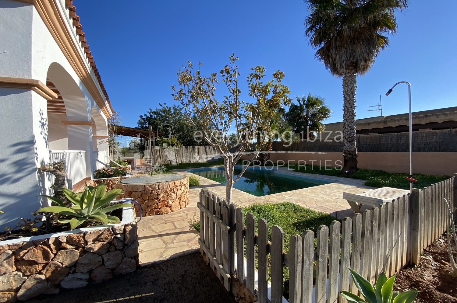 Charming Homely Villa, ref. 1283, for sale in Ibiza by everything ibiza Properties