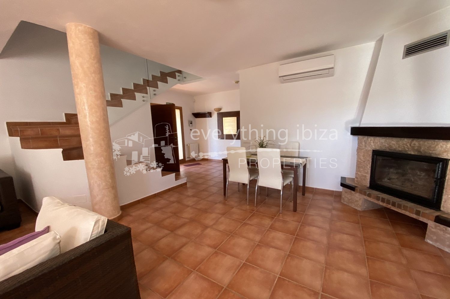 Charming Homely Villa, ref. 1283, for sale in Ibiza by everything ibiza Properties