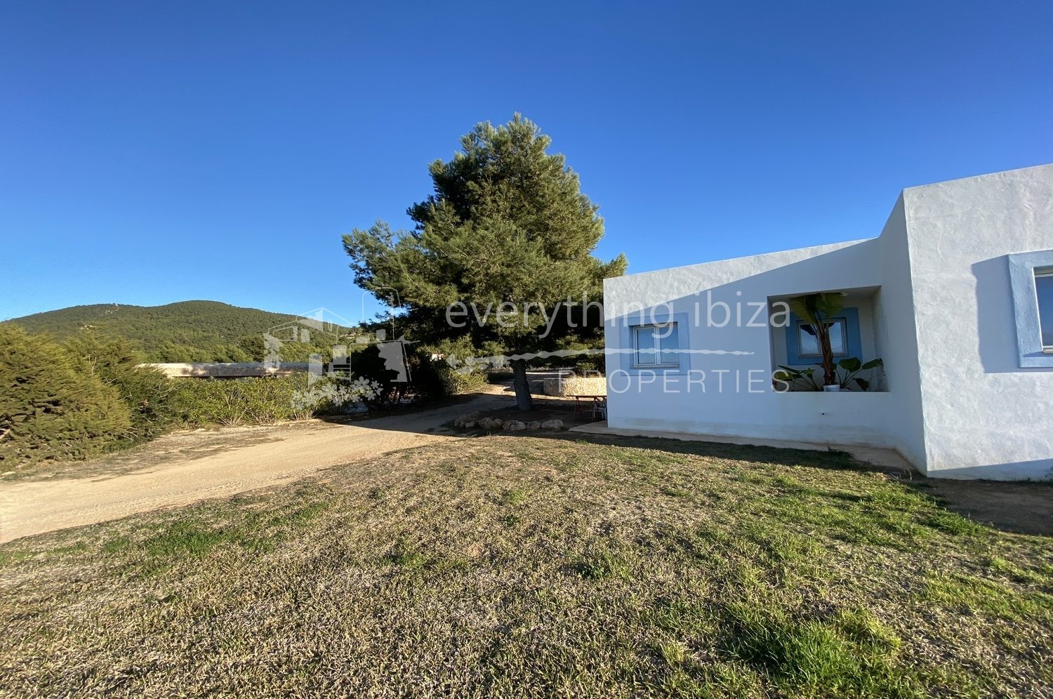 2 Detached Villas with Amazing Views, ref. 1318, for sale in Ibiza by everything ibiza Properties