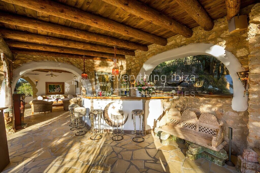 Historic 150 Year Old Palatial Finca, ref. 1341, for sale in Ibiza by everything ibiza Properties