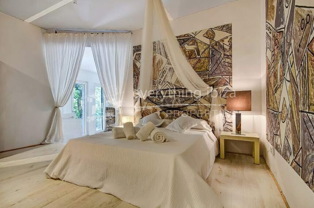 Historic 150 Year Old Palatial Finca, ref. 1341, for sale in Ibiza by everything ibiza Properties