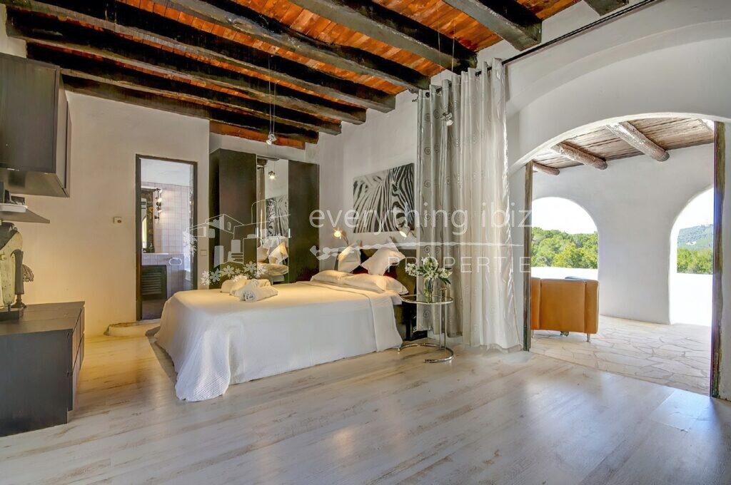 Historic 150 Year Old Palatial Finca, ref. 1341, for sale in Ibiza by everything ibiza Properties