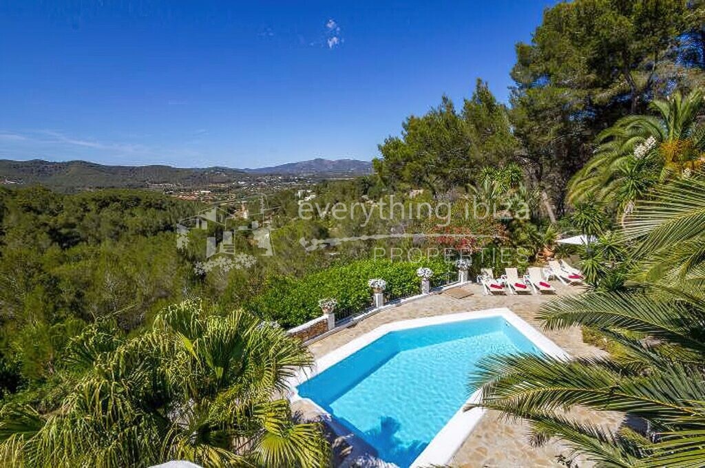 Historic 150 Year Old Palatial Finca, ref. 1341, for sale in Ibiza by everything ibiza Properties