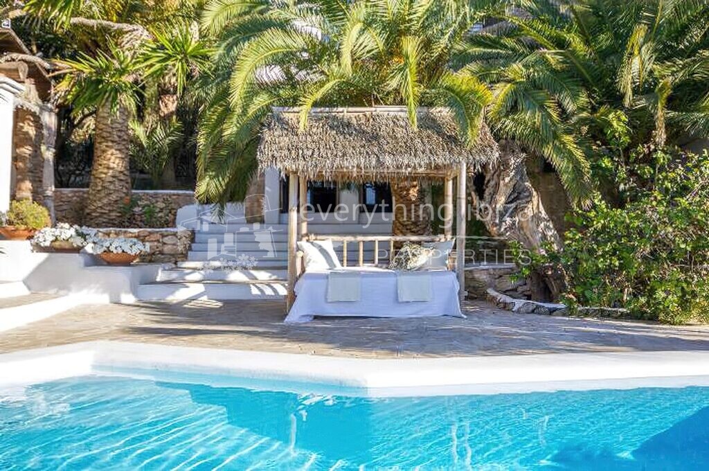 Historic 150 Year Old Palatial Finca, ref. 1341, for sale in Ibiza by everything ibiza Properties