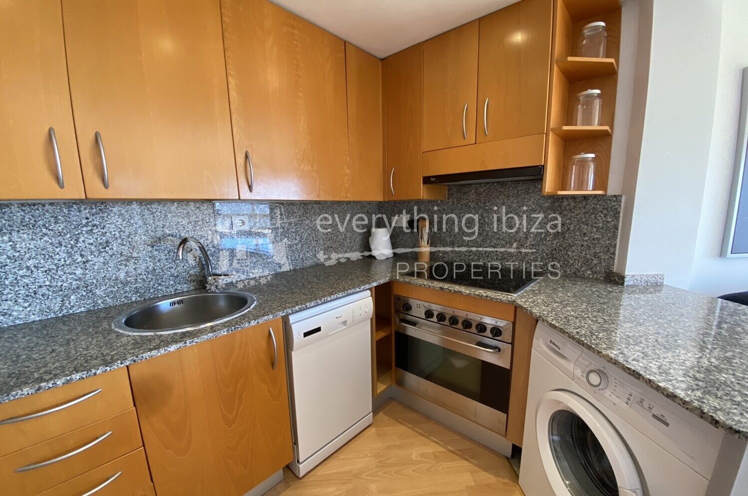Penthouse apartment close to the sea, ref. 1336, for sale in Ibiza by everything ibiza Properties