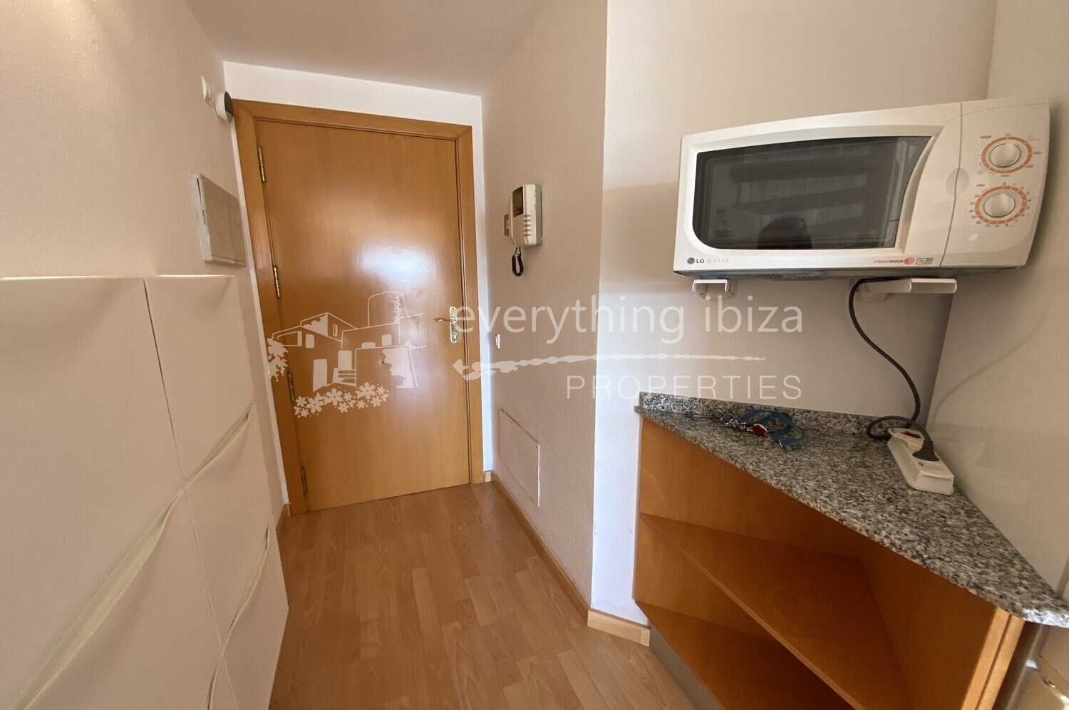 Penthouse apartment close to the sea, ref. 1336, for sale in Ibiza by everything ibiza Properties