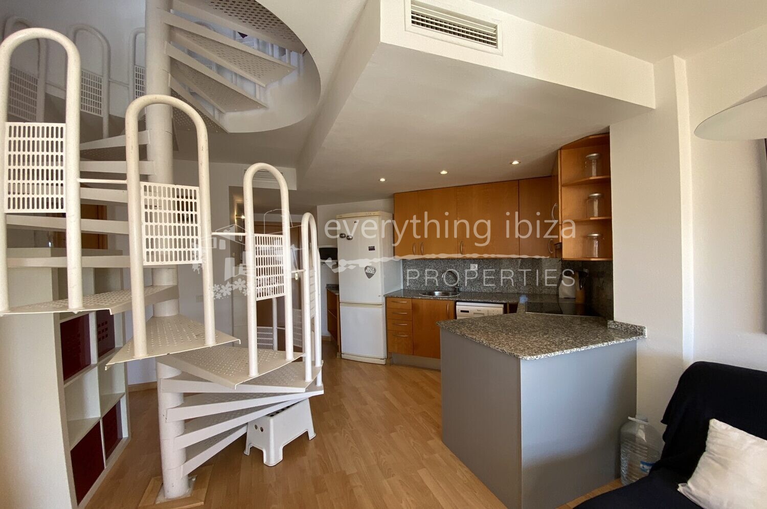 Penthouse apartment close to the sea, ref. 1336, for sale in Ibiza by everything ibiza Properties