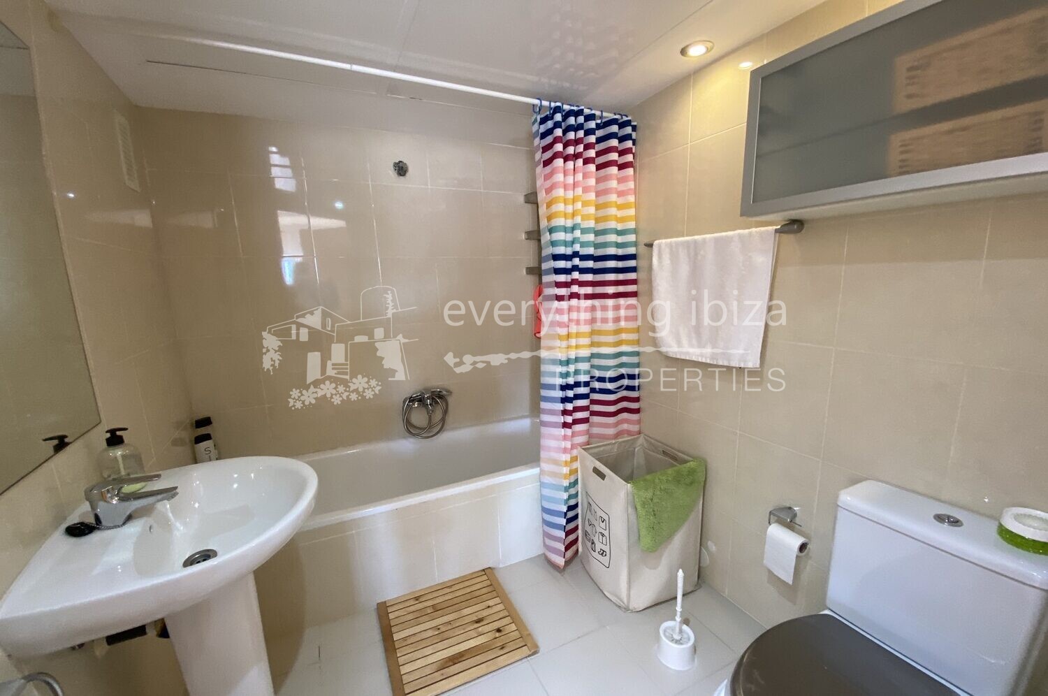 Penthouse apartment close to the sea, ref. 1336, for sale in Ibiza by everything ibiza Properties