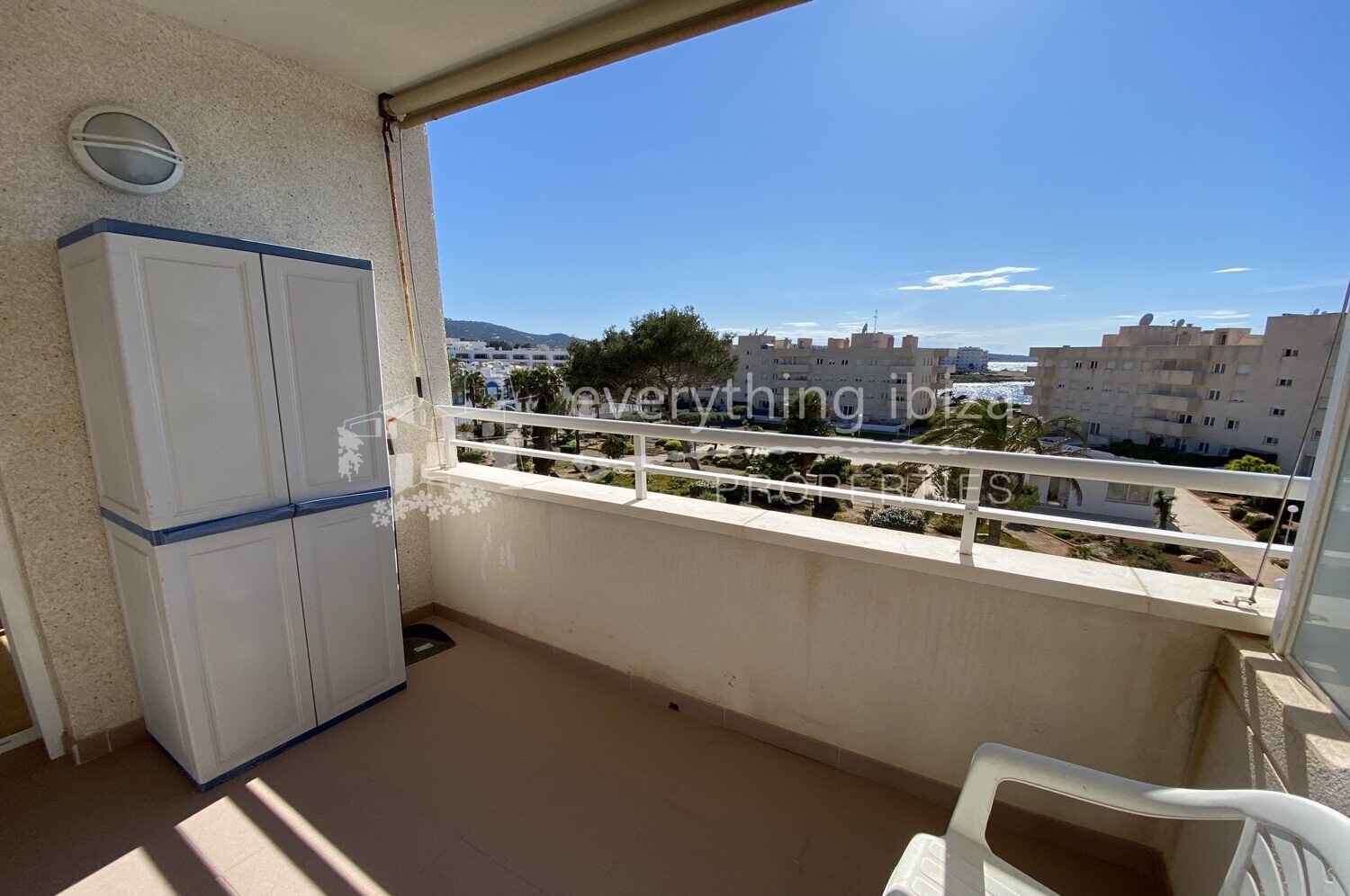 Penthouse apartment close to the sea, ref. 1336, for sale in Ibiza by everything ibiza Properties