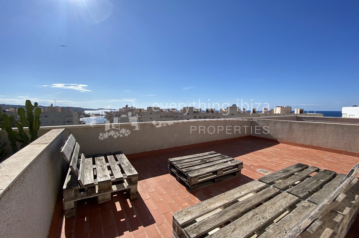 Penthouse apartment close to the sea, ref. 1336, for sale in Ibiza by everything ibiza Properties