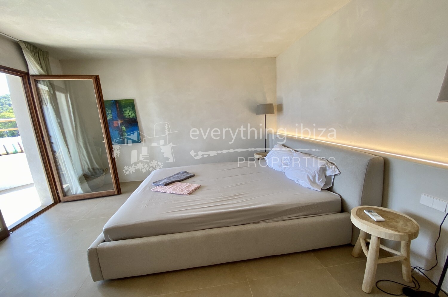 Beautiful Villa with Sea and Sunset Views, ref. 1380, for sale in Ibiza by everything ibiza Properties