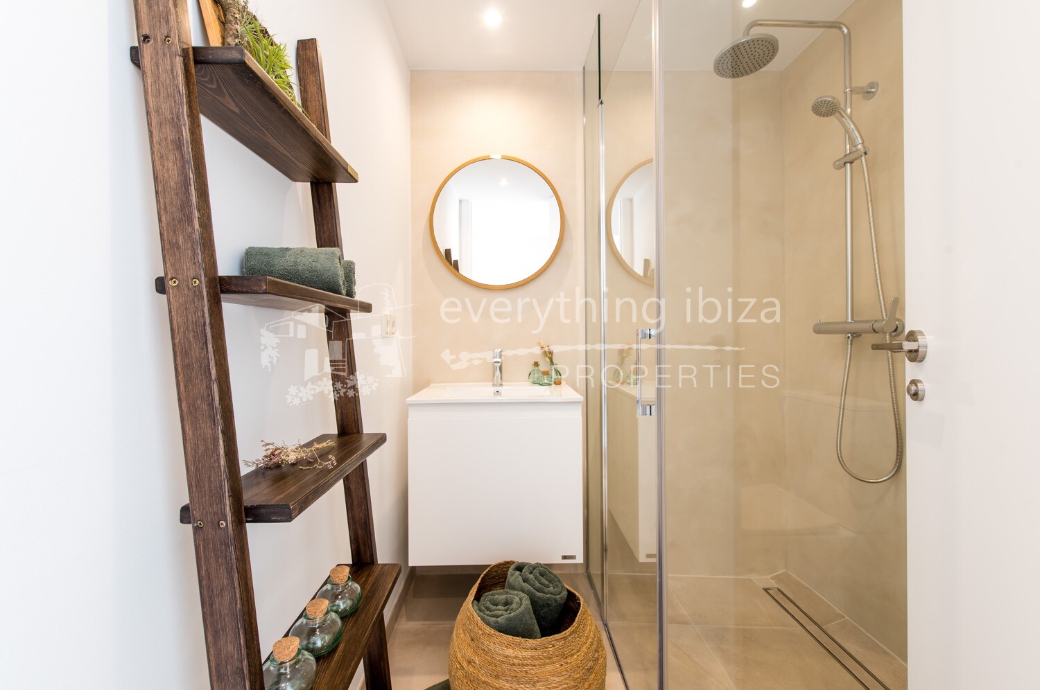 New Build Luxury Modern Townhouses, ref. 1382, for sale in Ibiza by everything ibiza Properties