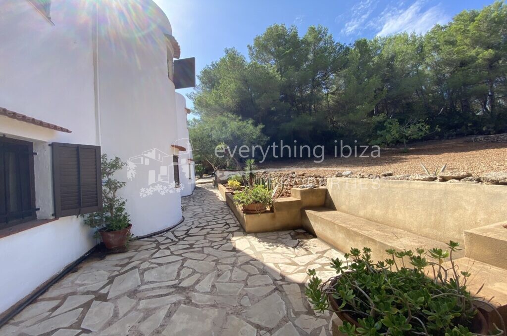 Traditional Finca with Casita in Peaceful Rural Area, ref. 1388, for sale in Ibiza by everything ibiza Properties