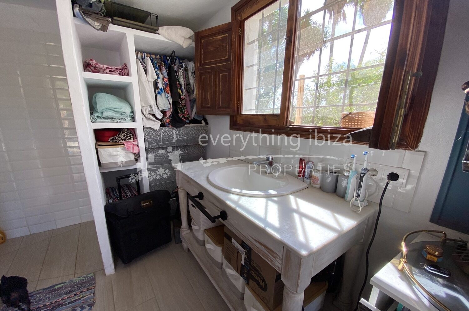 Charming Tradition Style Villa on a Large Rural Plot, ref. 1389, for sale in Ibiza by everything ibiza Properties