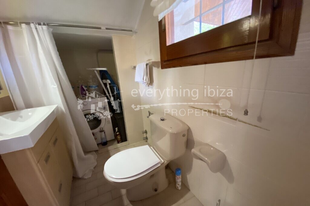 Charming Tradition Style Villa on a Large Rural Plot, ref. 1389, for sale in Ibiza by everything ibiza Properties