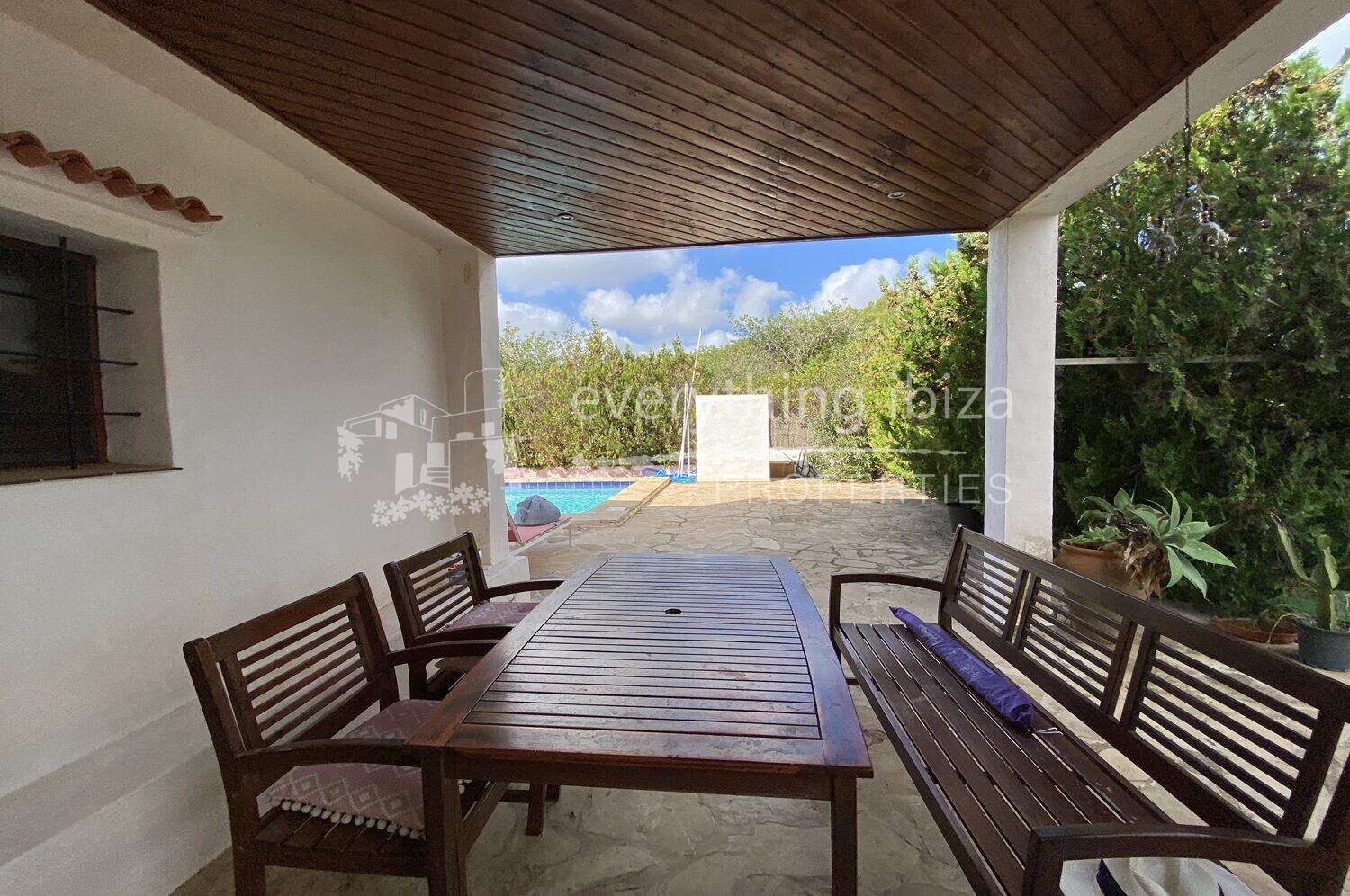 Charming Tradition Style Villa on a Large Rural Plot, ref. 1389, for sale in Ibiza by everything ibiza Properties