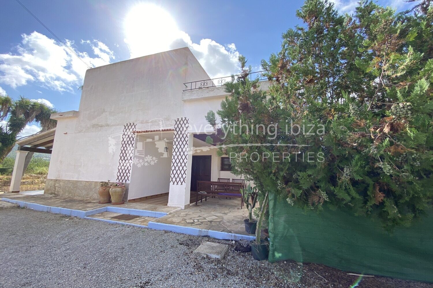 Charming Tradition Style Villa on a Large Rural Plot, ref. 1389, for sale in Ibiza by everything ibiza Properties