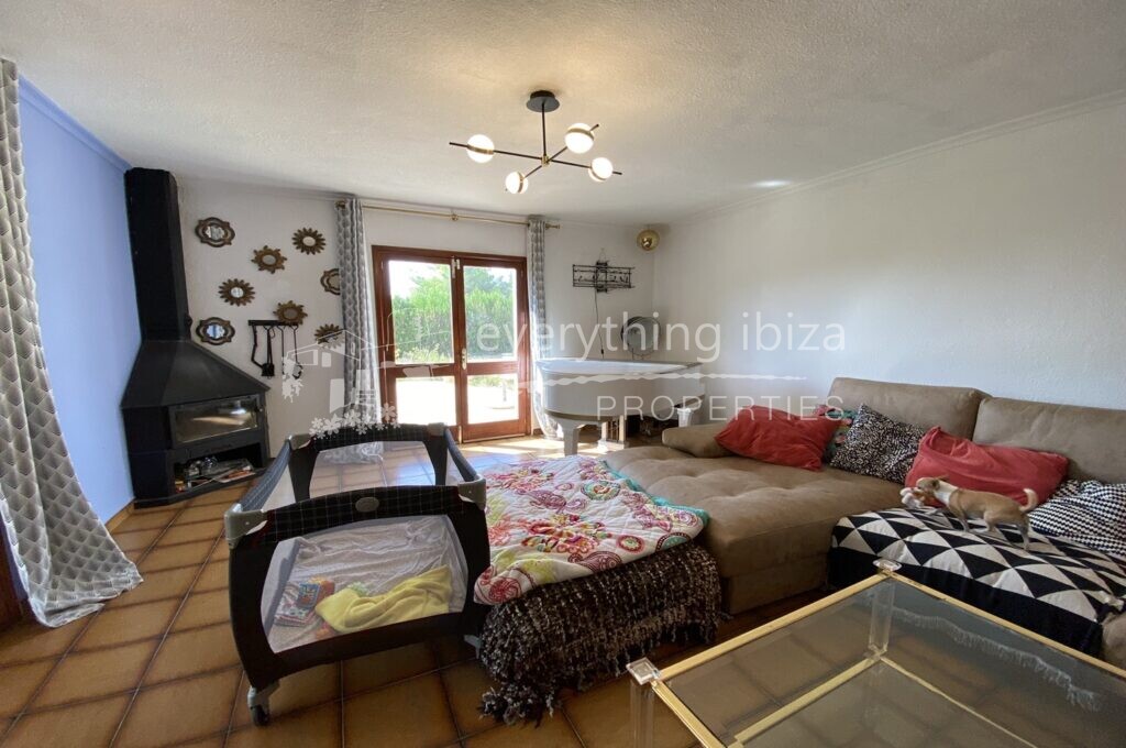 Charming Tradition Style Villa on a Large Rural Plot, ref. 1389, for sale in Ibiza by everything ibiza Properties