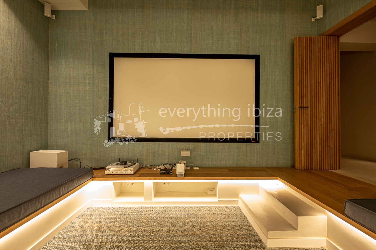 Exquisite Modern Villa with Tourist License, ref. 1391, for sale in Ibiza by everything ibiza Properties