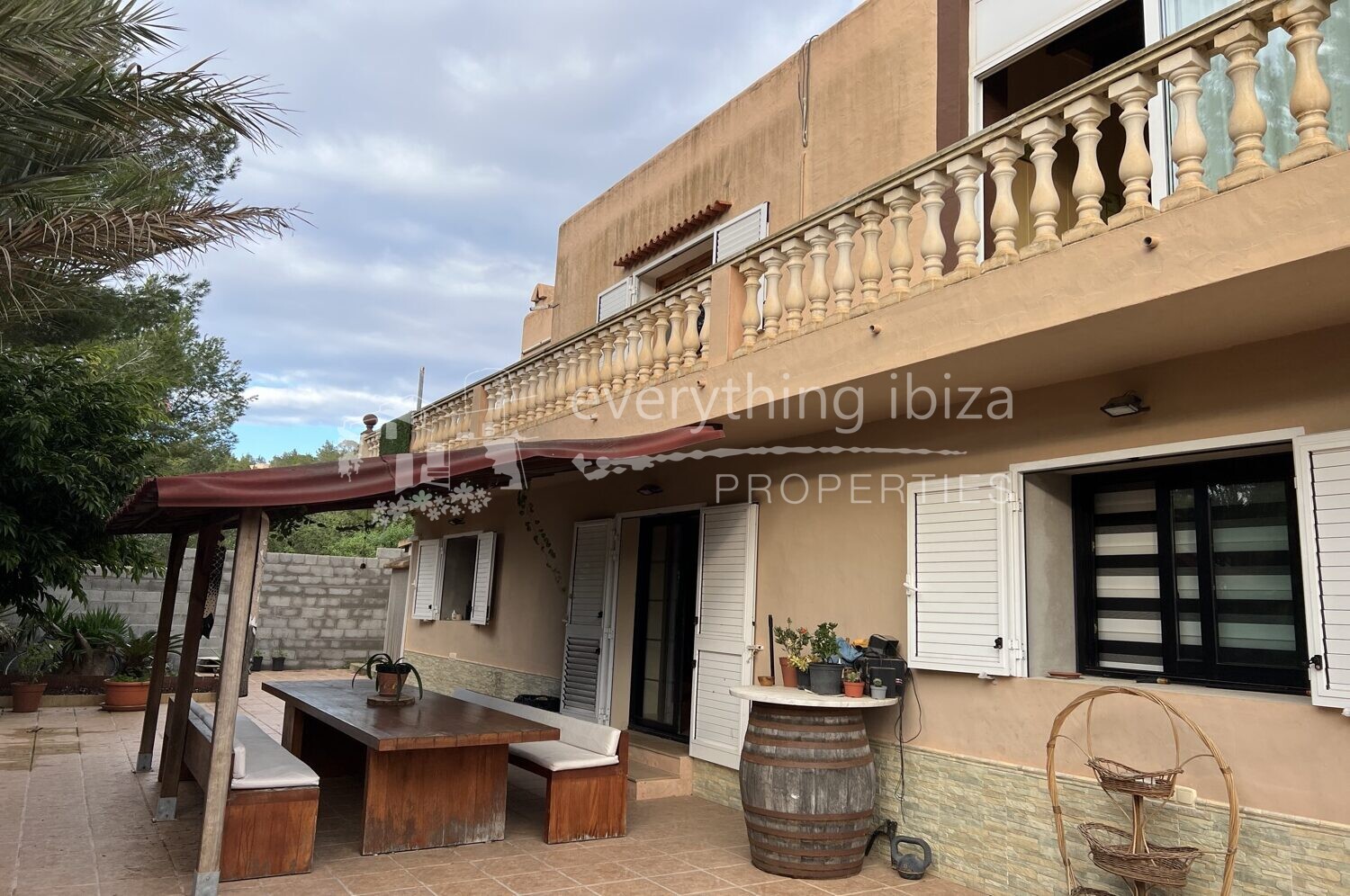 Charming Villa with Pool Close to Sant Josep Village, ref. 1398, for sale in Ibiza by everything ibiza Properties