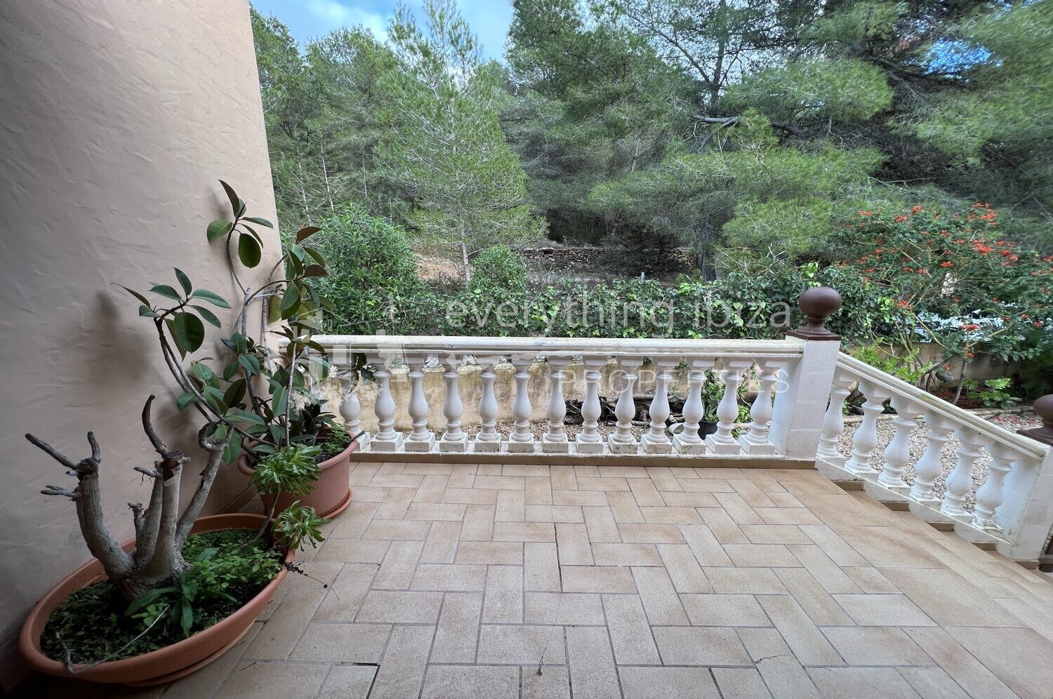 Charming Villa with Pool Close to Sant Josep Village, ref. 1398, for sale in Ibiza by everything ibiza Properties
