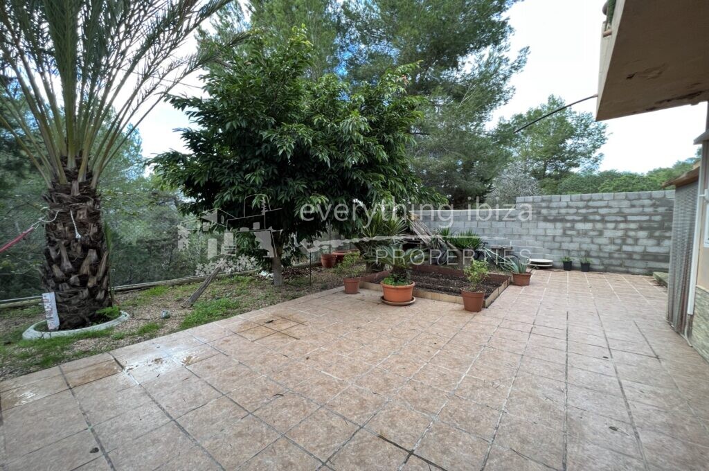 Charming Villa with Pool Close to Sant Josep Village, ref. 1398, for sale in Ibiza by everything ibiza Properties