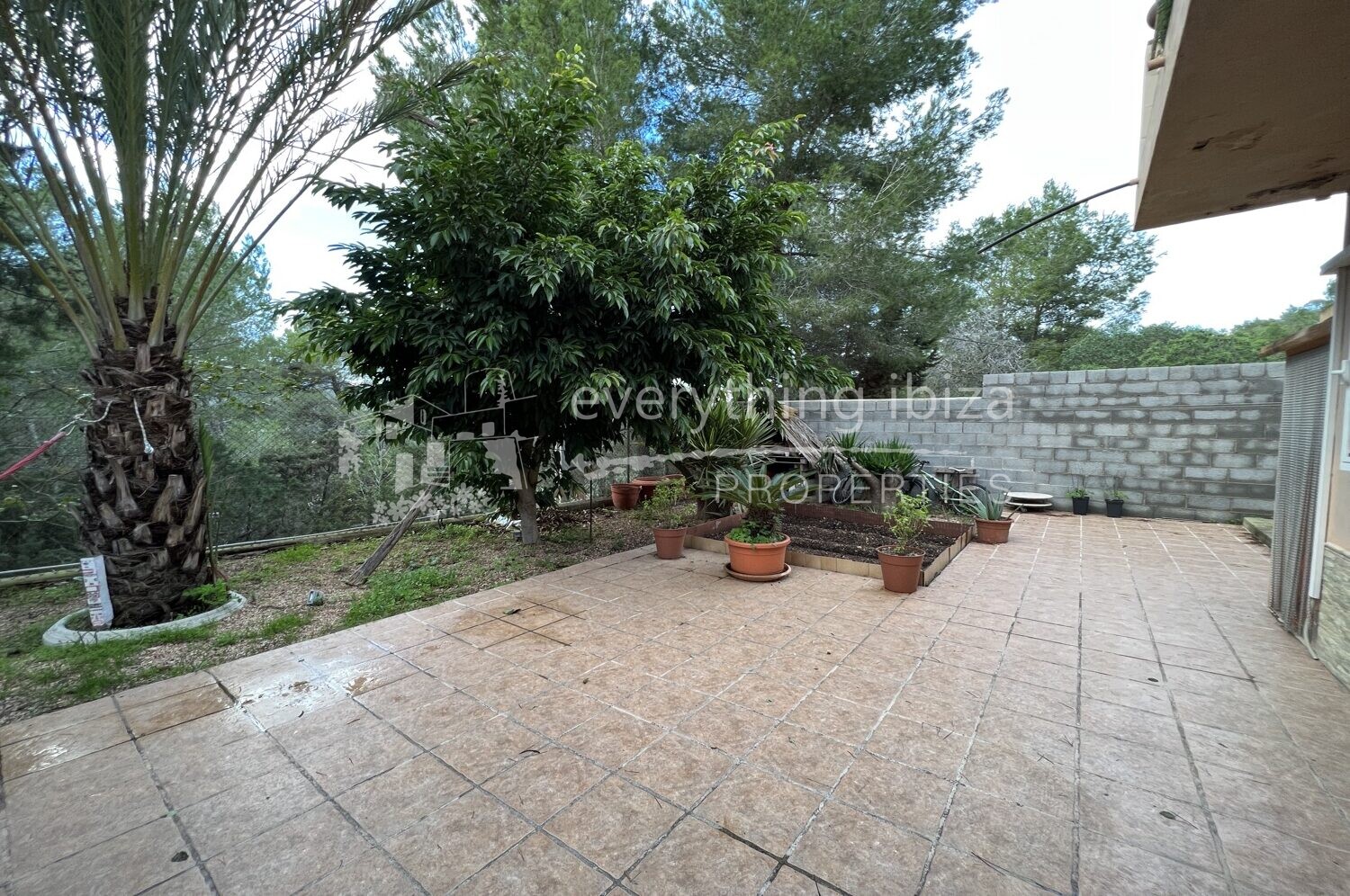 Charming Villa with Pool Close to Sant Josep Village, ref. 1398, for sale in Ibiza by everything ibiza Properties
