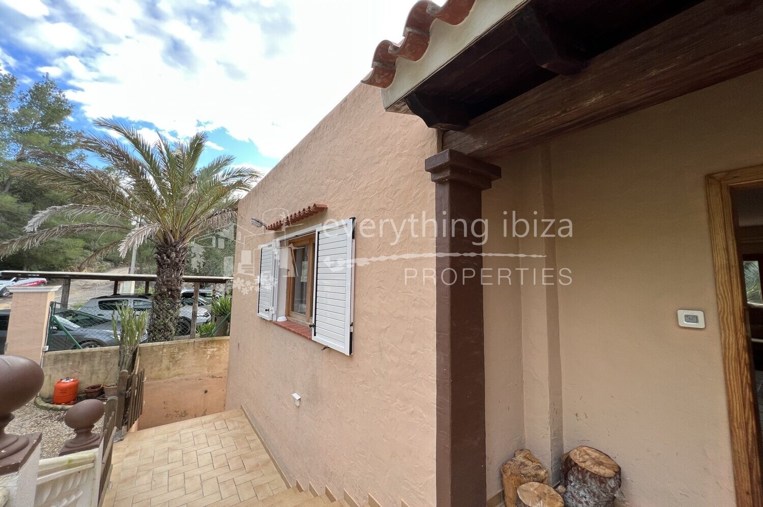 Charming Villa with Pool Close to Sant Josep Village, ref. 1398, for sale in Ibiza by everything ibiza Properties