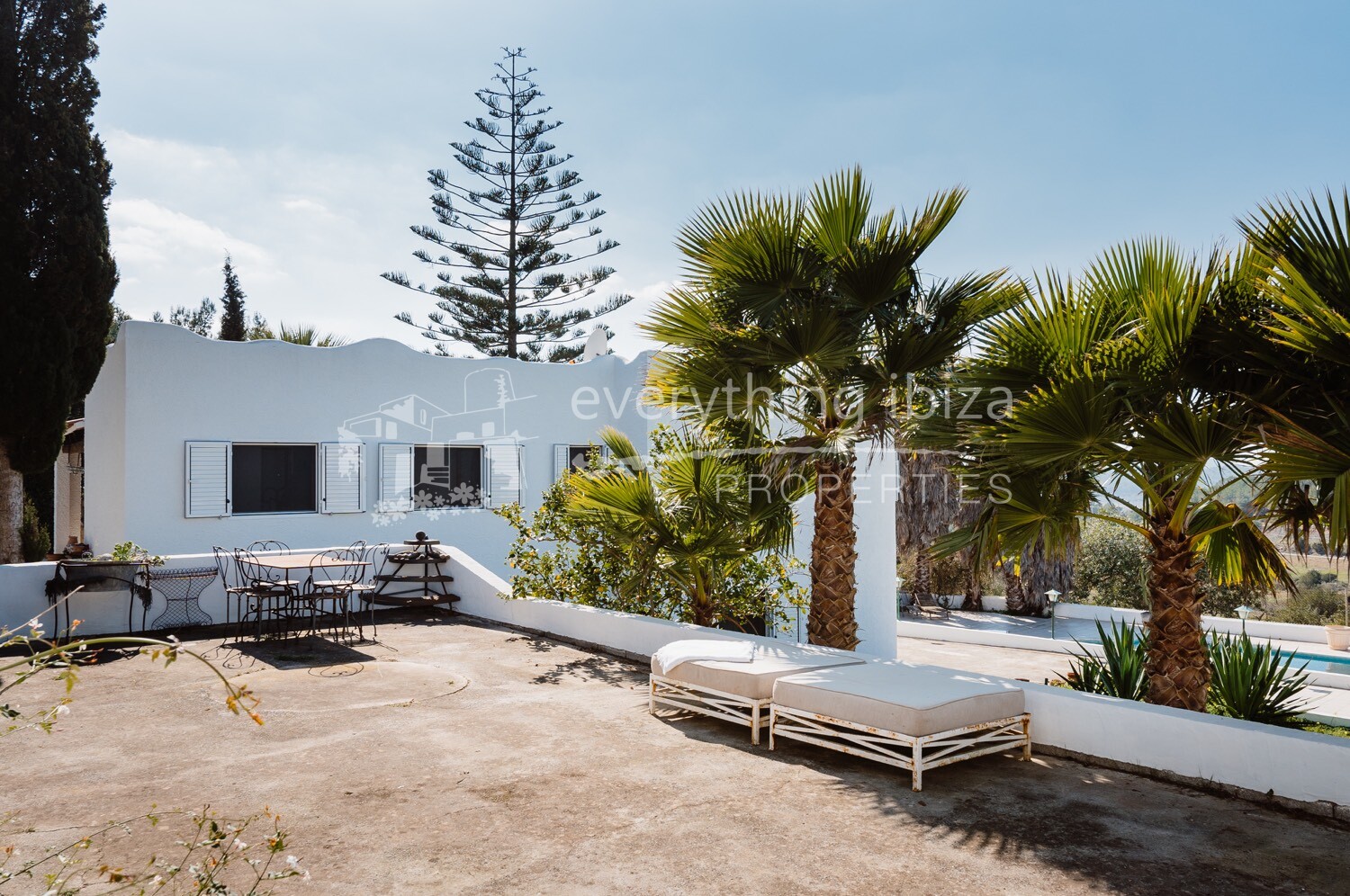Traditional Villa in the Heart of the Ibiza Countryside, ref. 1406, for sale in Ibiza by everything ibiza Properties