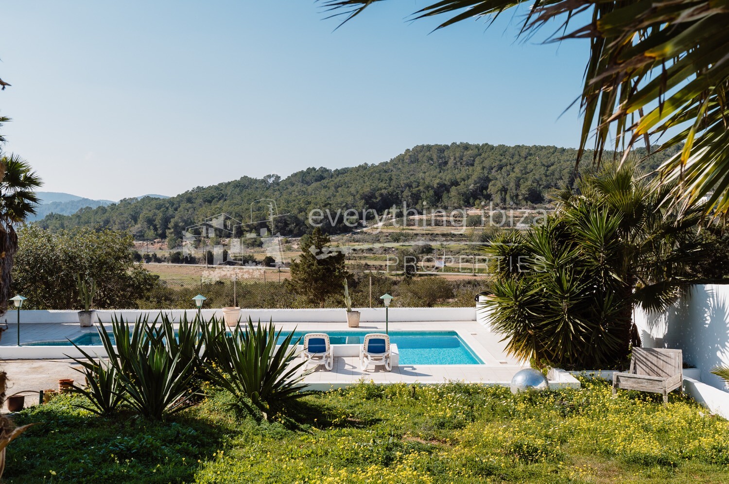 Traditional Villa in the Heart of the Ibiza Countryside, ref. 1406, for sale in Ibiza by everything ibiza Properties