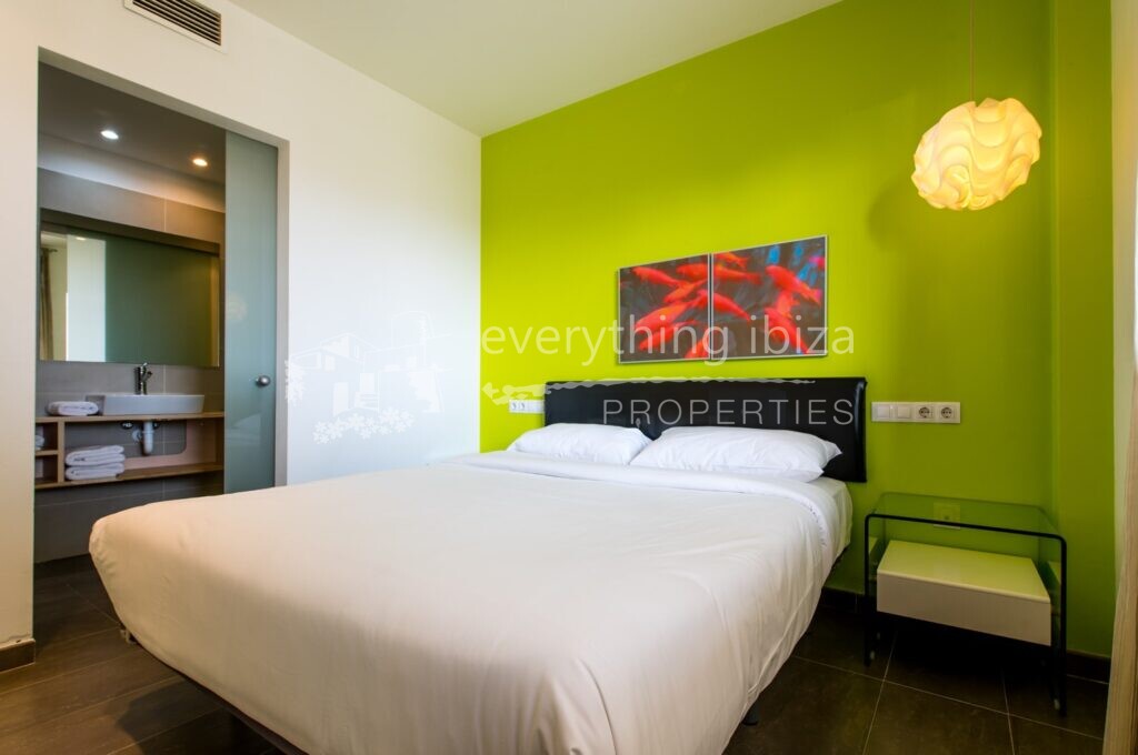 Contemporary Apartments in Cosmopolitan Santa Eulalia, ref. 1404, for sale in Ibiza by everything ibiza Properties