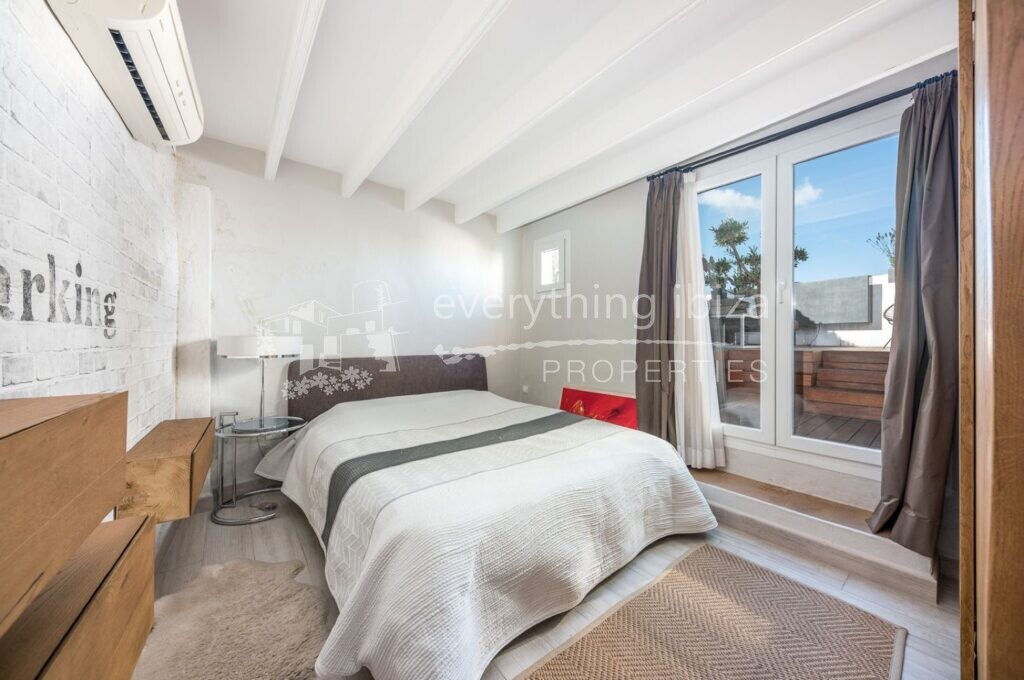 Lovely Townhouse in Dalt Vila Area of Ibiza Town, ref. 1407, for sale in Ibiza by everything ibiza Properties