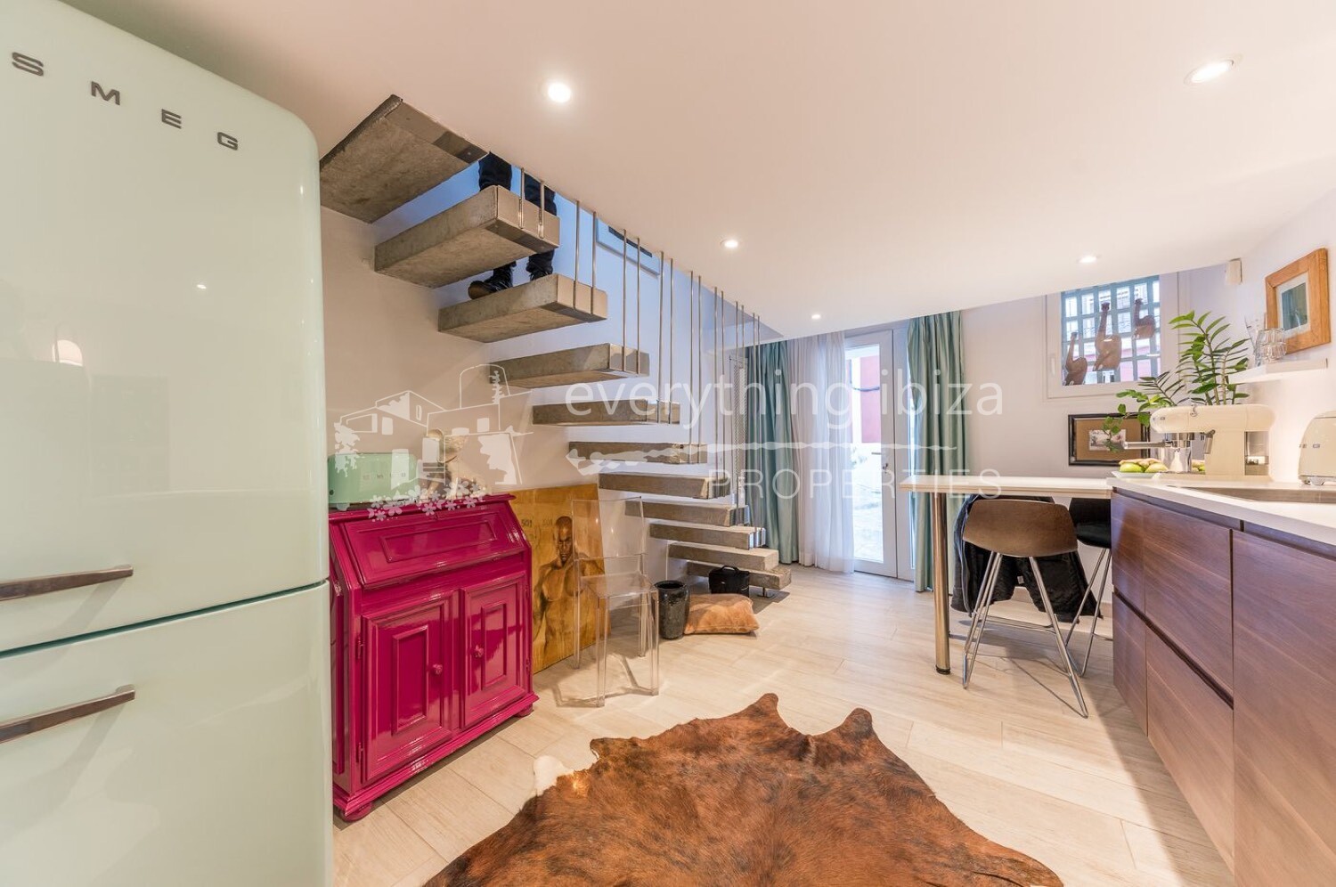 Lovely Townhouse in Dalt Vila Area of Ibiza Town, ref. 1407, for sale in Ibiza by everything ibiza Properties