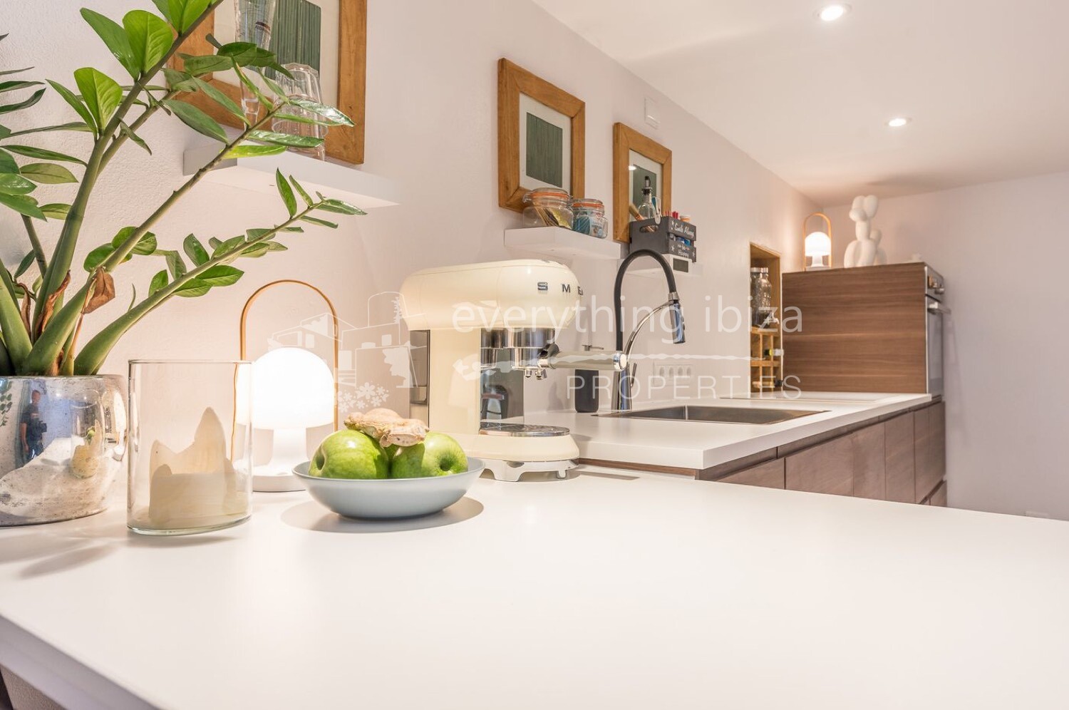 Lovely Townhouse in Dalt Vila Area of Ibiza Town, ref. 1407, for sale in Ibiza by everything ibiza Properties