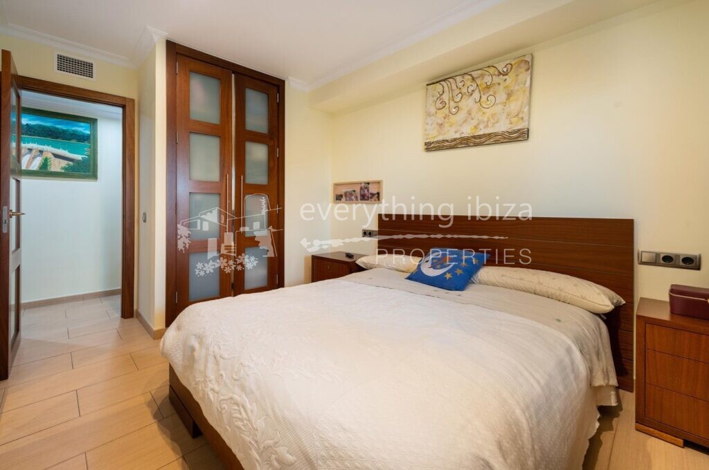Renovated Apartment of Quality in Super Location, ref. 1418, for sale in Ibiza by everything ibiza Properties