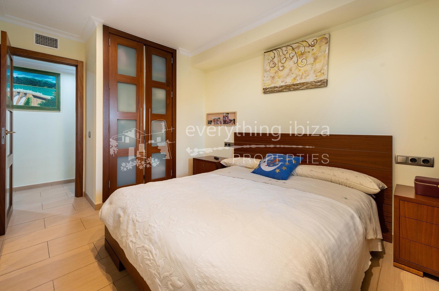 Renovated Apartment of Quality in Super Location, ref. 1418, for sale in Ibiza by everything ibiza Properties