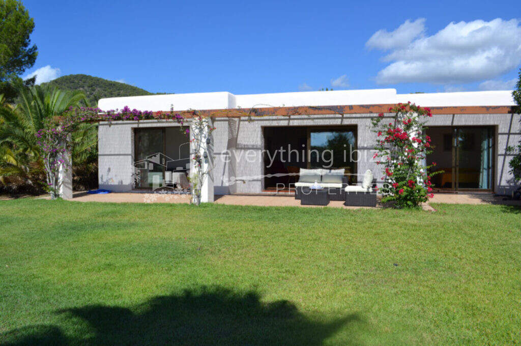 2 Detached Villas Both with Pools in Sa Caleta, ref. 1426, for sale in Ibiza by everything ibiza Properties